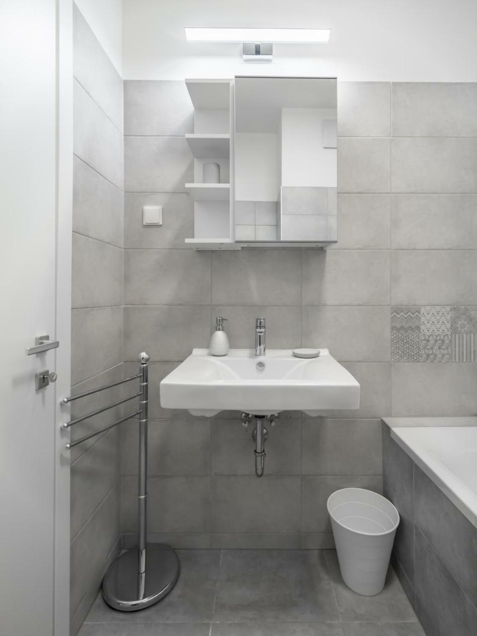 Bpr Chic White Home With Terrace & A/C & Garage Budapesta Exterior foto